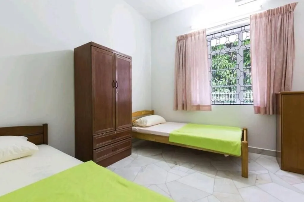 10 Penang Homestay@Usm@Qbay Mall@4 Bedrooms 10Pax Gelugor 0*,