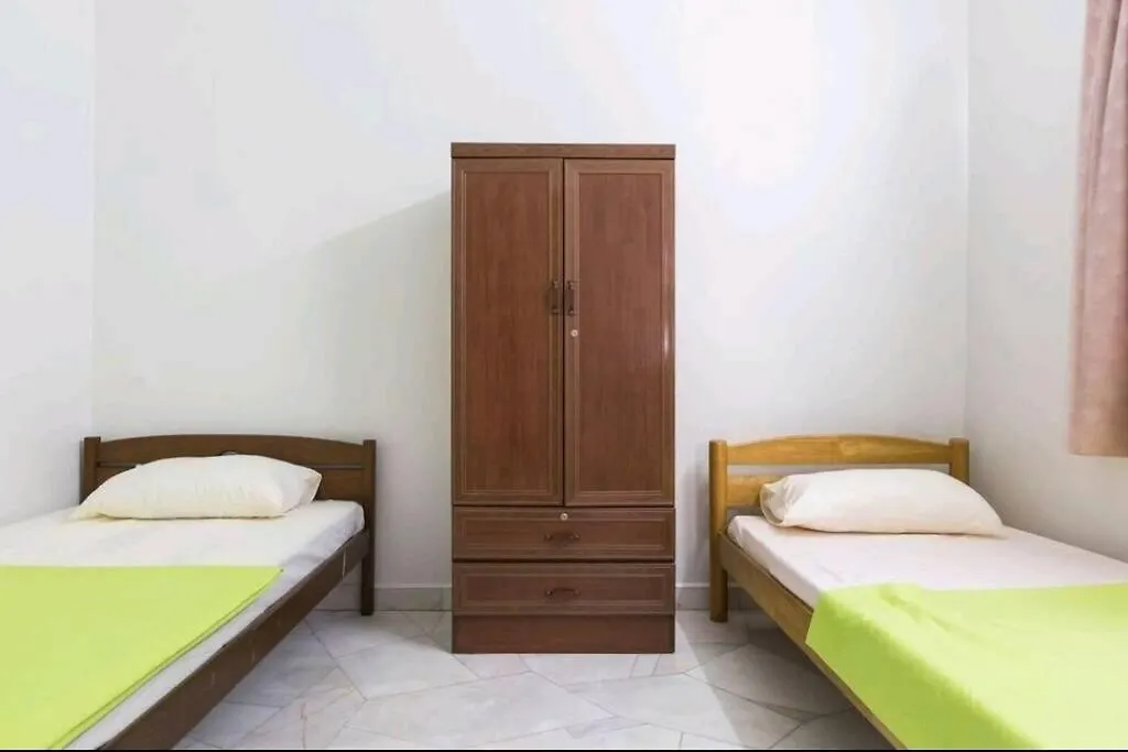 10 Penang Homestay@Usm@Qbay Mall@4 Bedrooms 10Pax Gelugor Holiday home